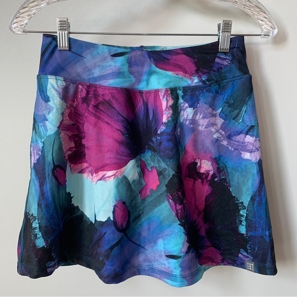 Title Nine Water Color Skort Size XS - Picture 1 of 7